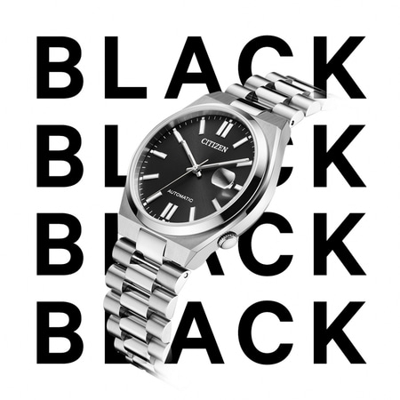 Montre Citizen avec cadran noir et bracelet argenté, entourée du mot BLACK.