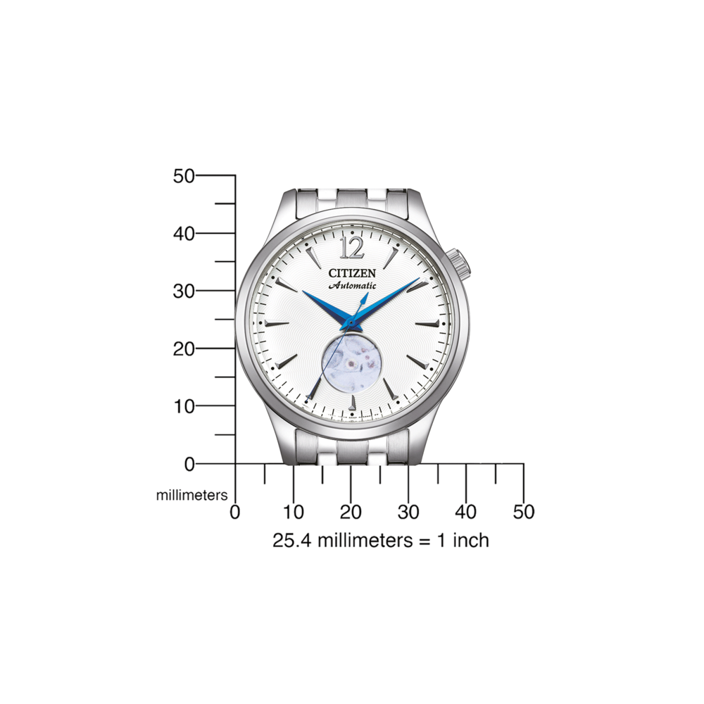 Montre automatique Citizen avec cadran blanc et aiguilles bleues, avec une échelle en millimètres.