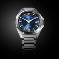 Montre automatique Citizen Series 8 avec cadran bleu et bracelet en métal.